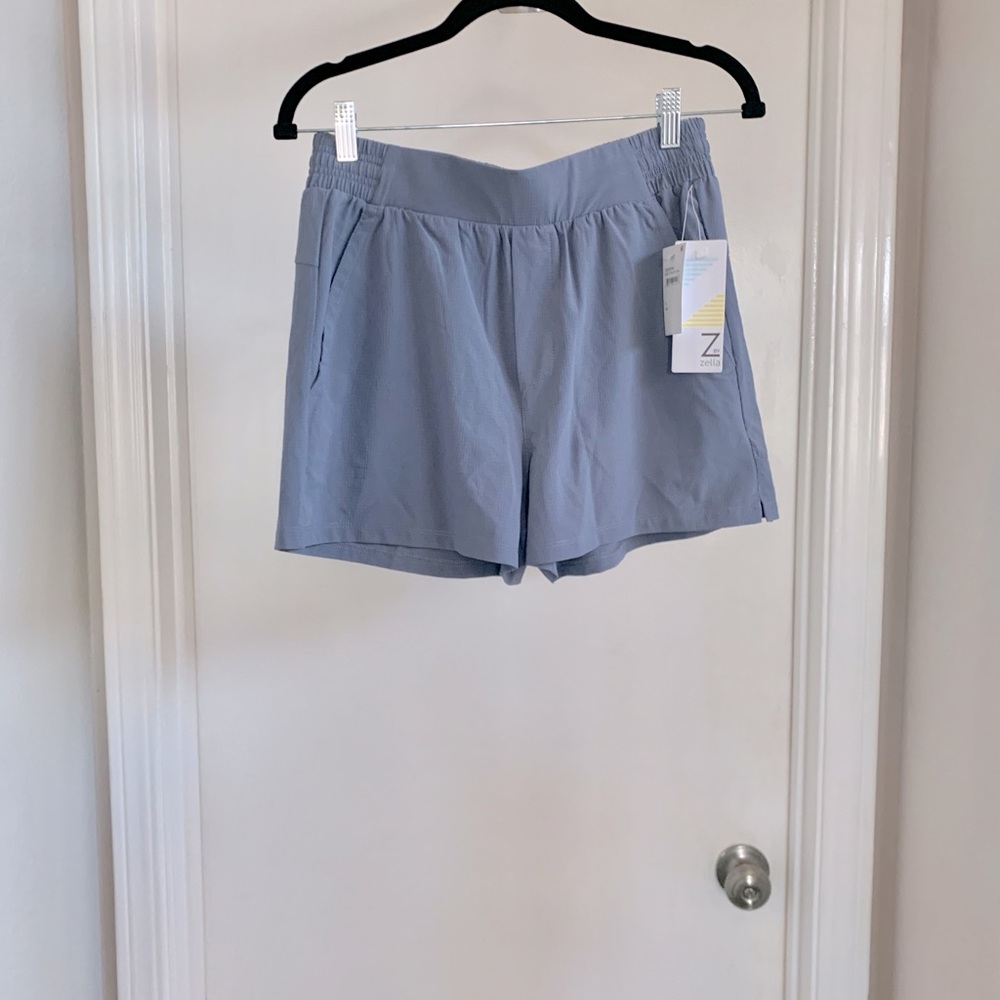 ZELLA Women’s Athletic Shorts Size Small in Grey Folkstone